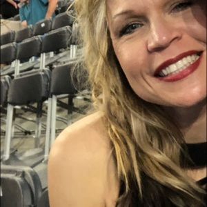 Meet your Posher, Misty